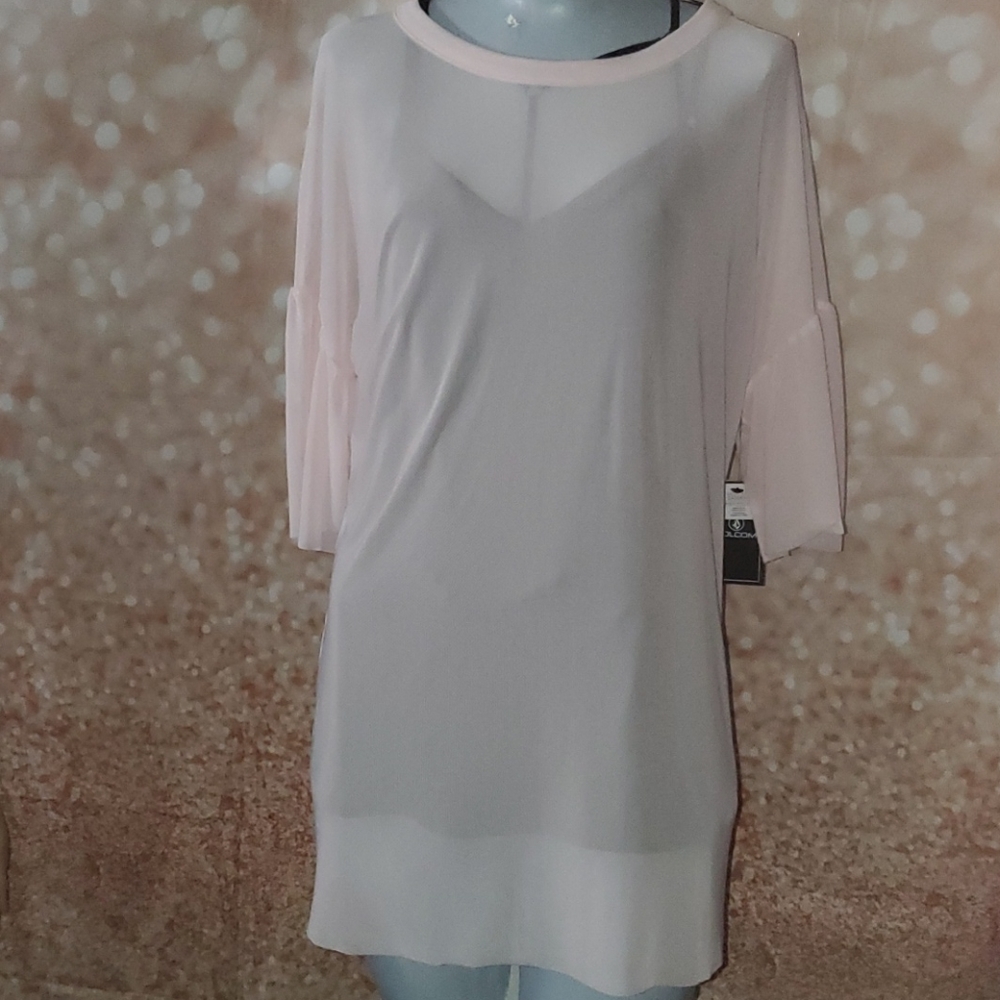 Volcom NWT Layered Top Size S